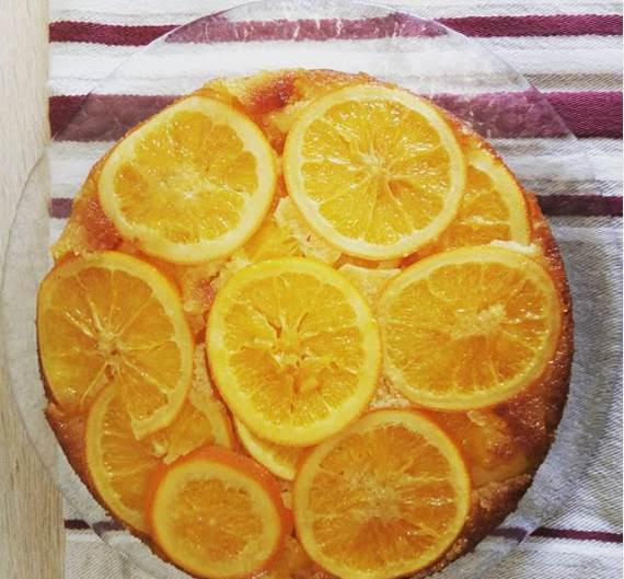 Orange upside cake